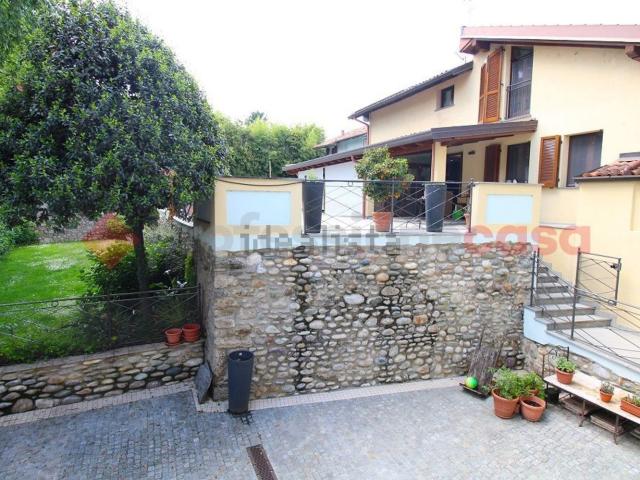 Casa in vendita a Vaprio D'adda, Lombardia