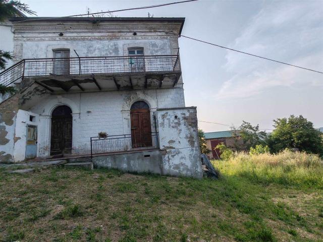 Casa in vendita a Guardiagrele, Abruzzo