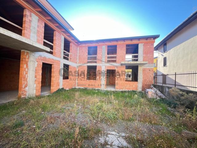 Casa in vendita a Comun Nuovo, Lombardia