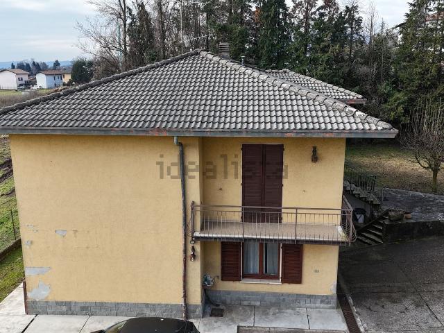 Casa in vendita a Comunità Montana del Piambello, Saltrio
