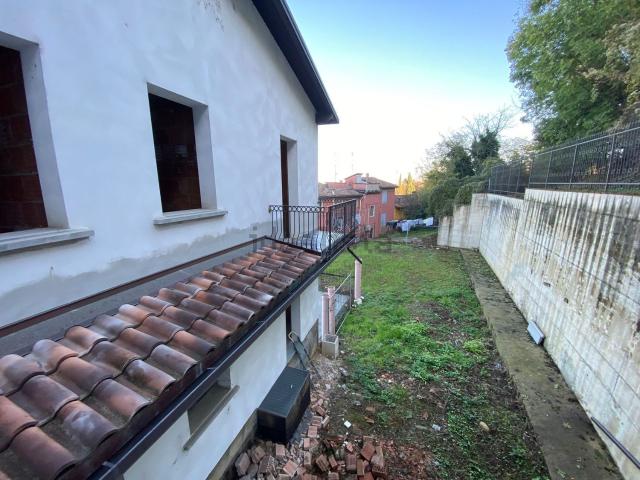 Casa in vendita a Unione dei comuni del Distretto Ceramico, Fiorano Modenese