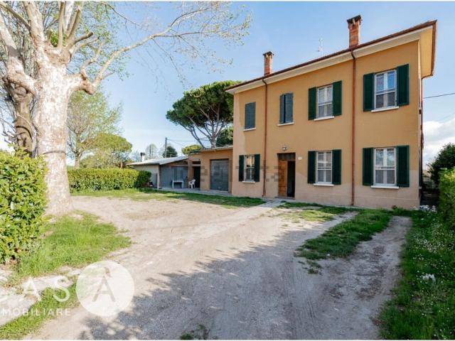 Casa in vendita a Castiglione di Cervia, Cervia
