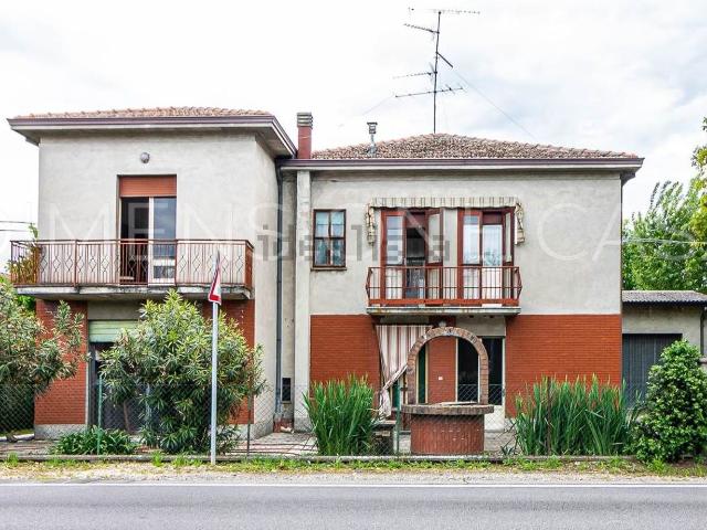 Casa in vendita a Unione Comuni Modenesi Area Nord, Cavezzo