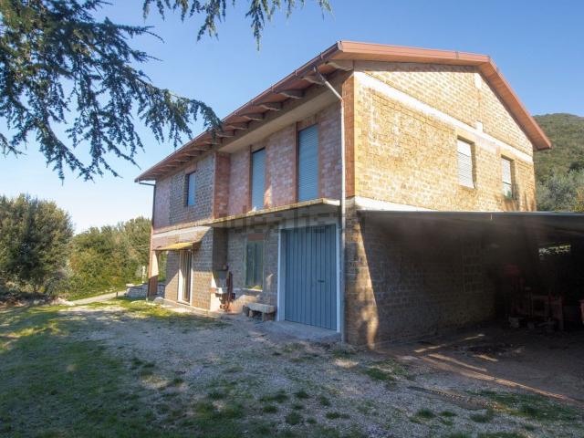 Casa in vendita a Guardea, Umbria