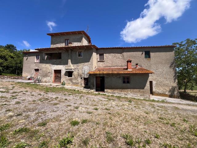 Casa in vendita a Lucignano, Toscana
