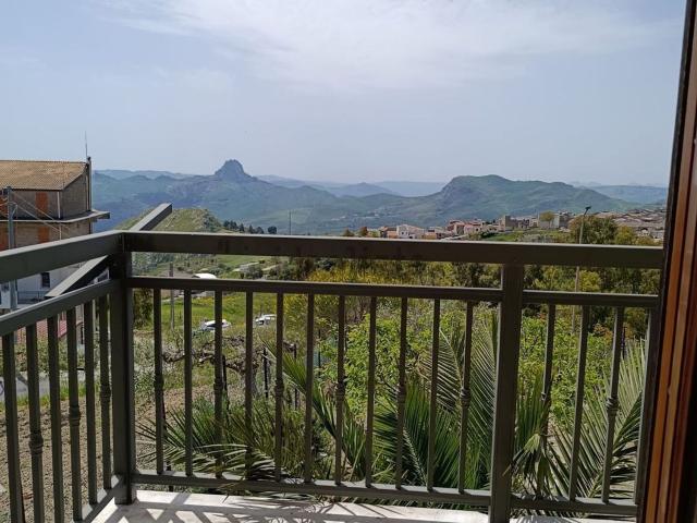 Casa in vendita a Mussomeli, Sicilia