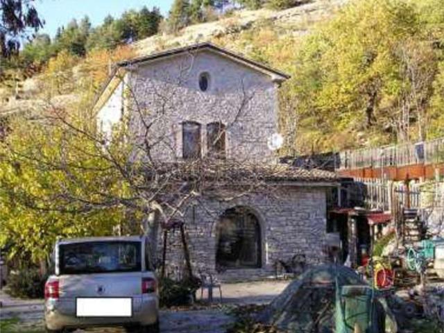 Casa in vendita a Caramanico Terme, Pescara
