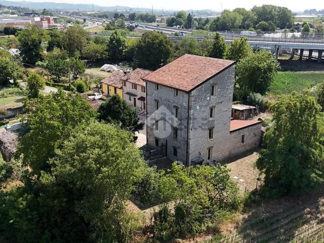 Casa in vendita a San Martino Buon Albergo, Verona