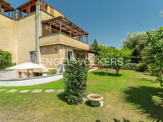 Casa in vendita a Mostacciano, Roma Capitale