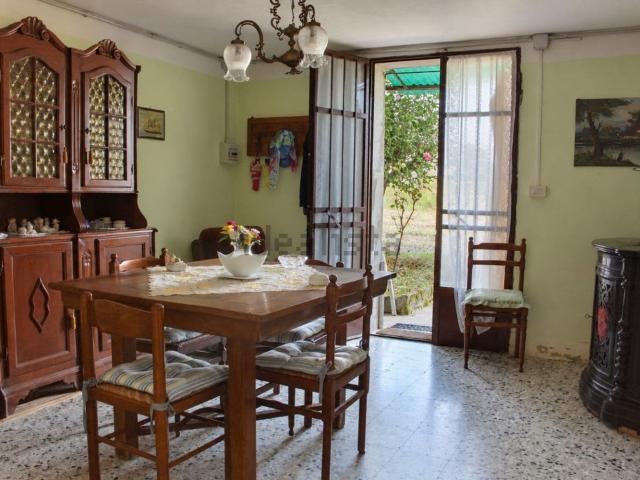 Casa in vendita a Zona industr. di Stienta, Stienta