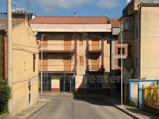 Casa in vendita a Aliminusa, Palermo