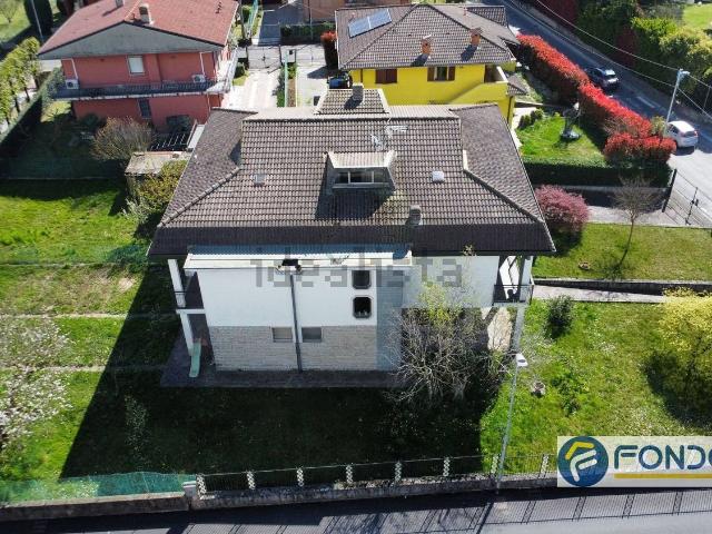 Casa in vendita a Telgate, Bergamo