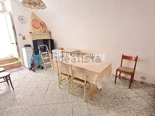 Casa in vendita a Puglia, Bari