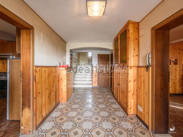 Casa in vendita a Modena, Portile