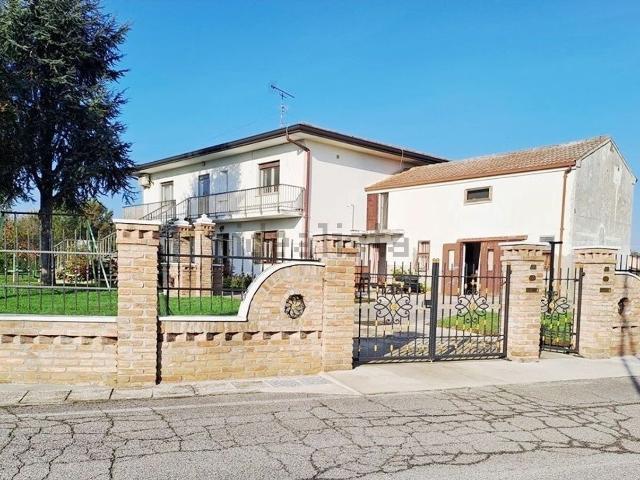 Casa in vendita a Papozze, Veneto