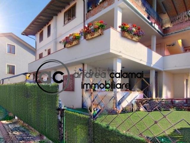 Casa in vendita a Prato, Toscana
