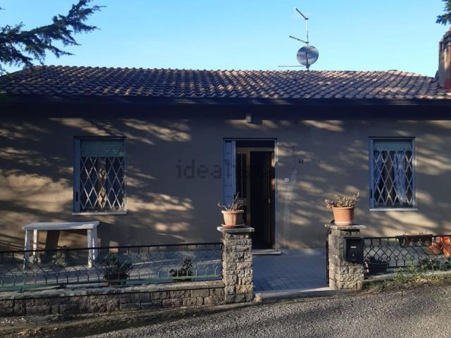 Casa in vendita a San Venanzo, Umbria