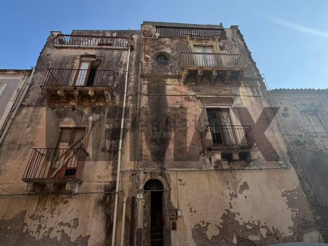Casa in vendita a Centro storico, Catania