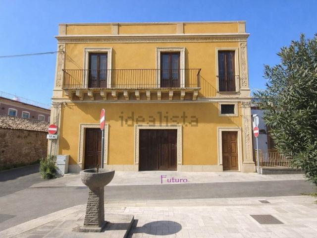Casa in vendita a Acireale, Sicilia