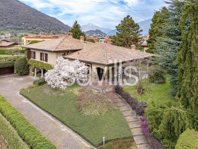 Casa in vendita a Brivio, Lombardia