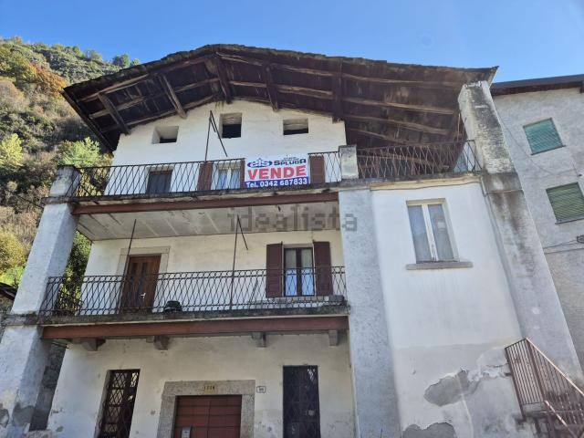 Casa in vendita a Comunità montana della Valchiavenna, Novate Mezzola