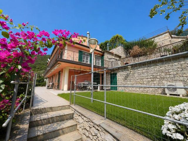 Casa in vendita a Chiavari, Liguria