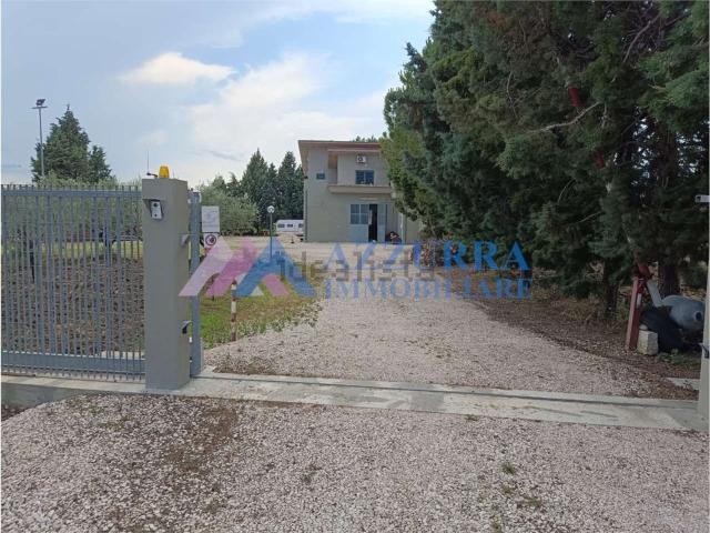 Casa in vendita a Montenero di Bisaccia, Molise