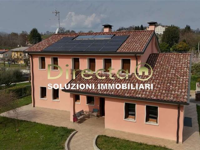 Casa in vendita a Susegana, Veneto