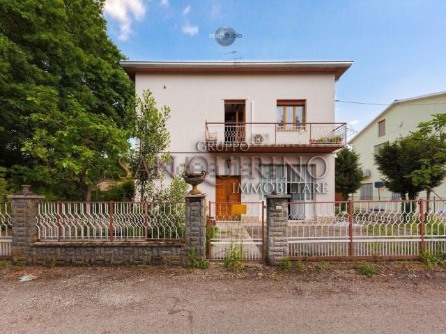 Casa in vendita a Pianura Reggiana, Re