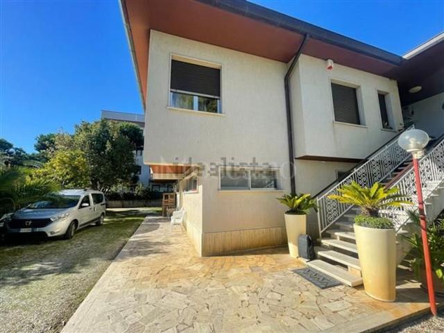 Casa in vendita a Unione dei Comuni della Val Vibrata, Martinsicuro