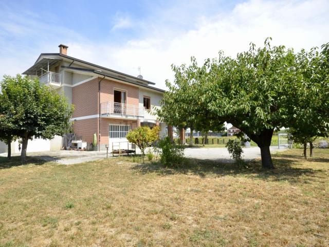 Casa in vendita a Piemonte, Asti