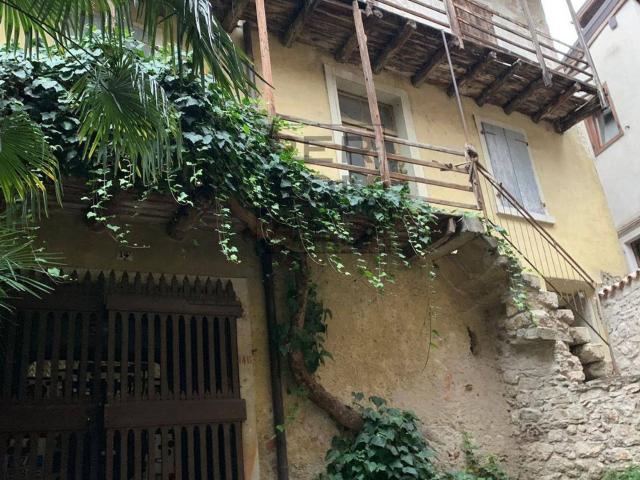 Casa in vendita a Comunità della Vallagarina, Mori