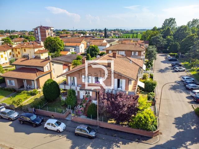 Casa in vendita a Russi, Reggio Emilia