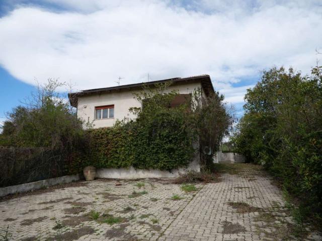 Casa in vendita a Pianella, Abruzzo