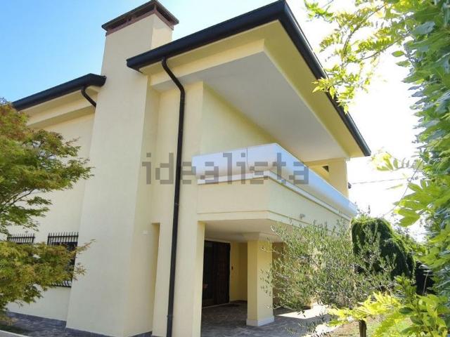 Casa in vendita a Abano Terme, Padova