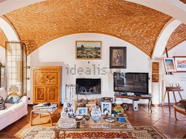 Casa in vendita a Ottobiano, Pavia