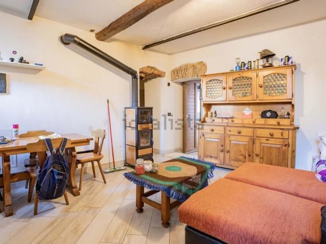 Casa in vendita a Ronco Brogini, Cuvio