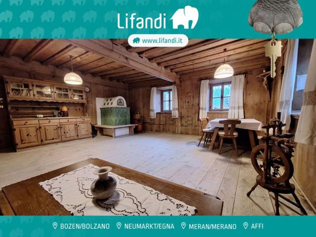 Casa in vendita a Überetsch-Unterland - Oltradige-Bassa Atesina, Trentino-Alto Adige/Südtirol