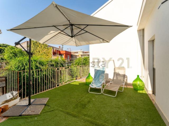Casa in vendita a Giarre, Sicilia