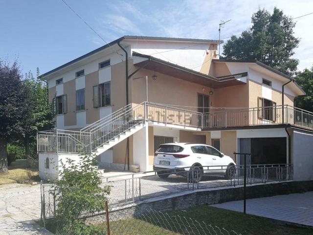 Casa in vendita a Unione Comuni Garfagnana, Piazza Al Serchio