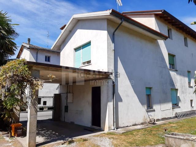 Casa in vendita a Rivignano Teor / Rivignan Teôr, Rivignano