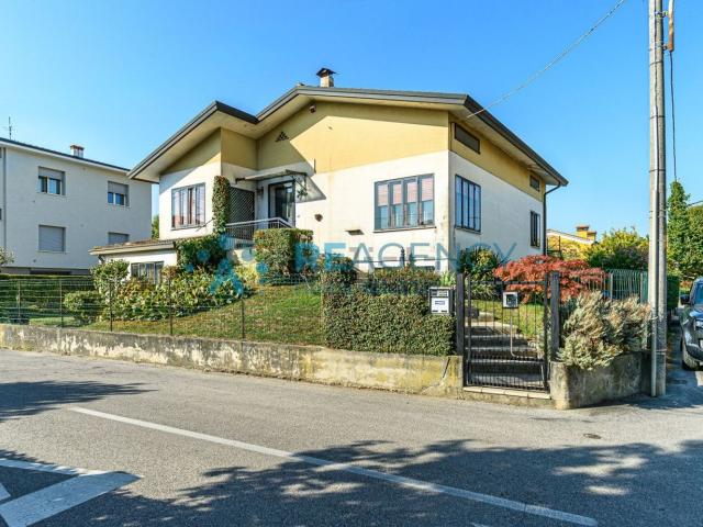 Casa in vendita a Ospedaletto, Vicenza