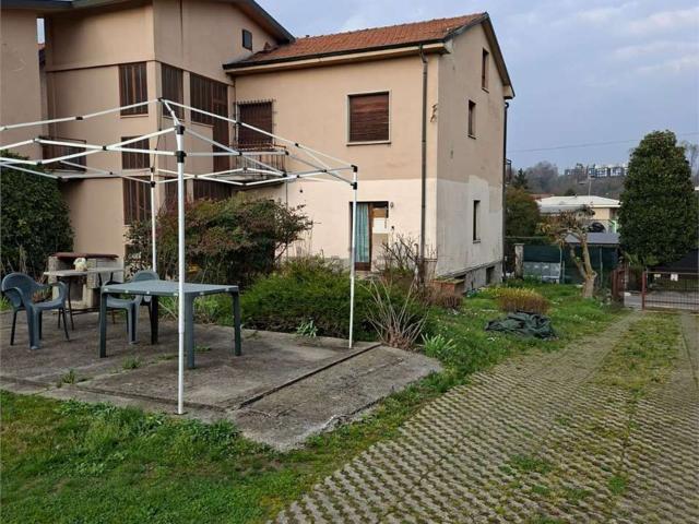Casa in vendita a Carimate, Lombardia