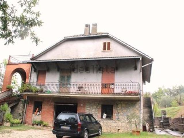 Casa in vendita a Baschi, Umbria