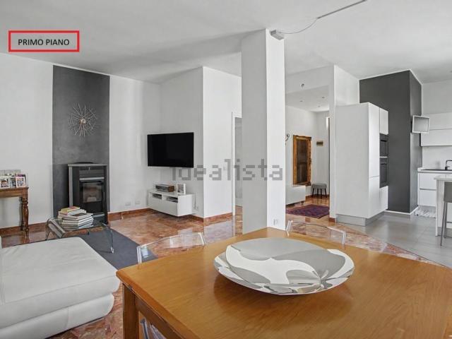 Casa in vendita a Cassinetta, Biandronno