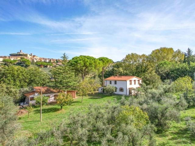 Casa in vendita a Montescudaio, Toscana
