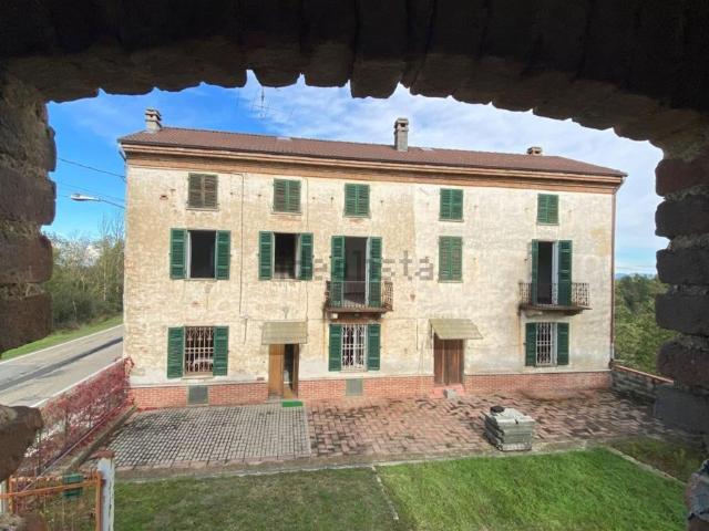 Casa in vendita a Piemonte, Asti