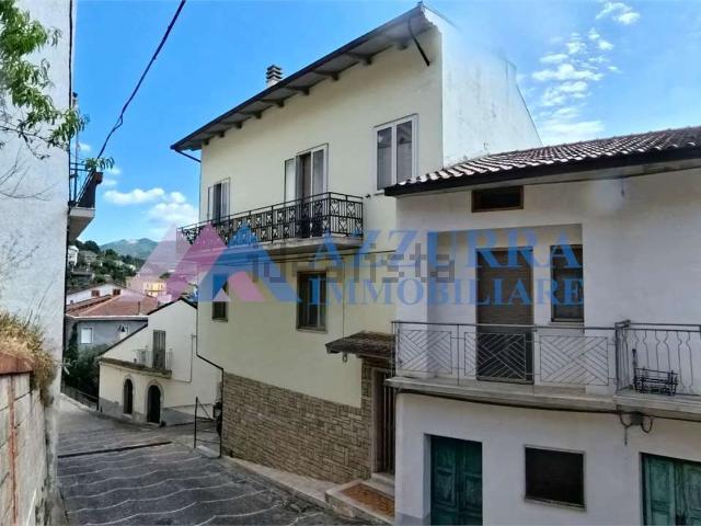Casa in vendita a Montemitro, Molise
