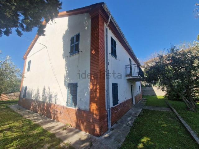 Casa in vendita a Marche, Pesaro E Urbino