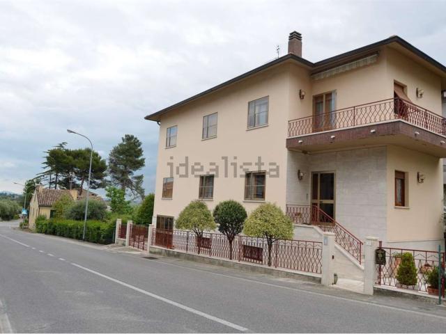 Casa in vendita a Marche, Ancona